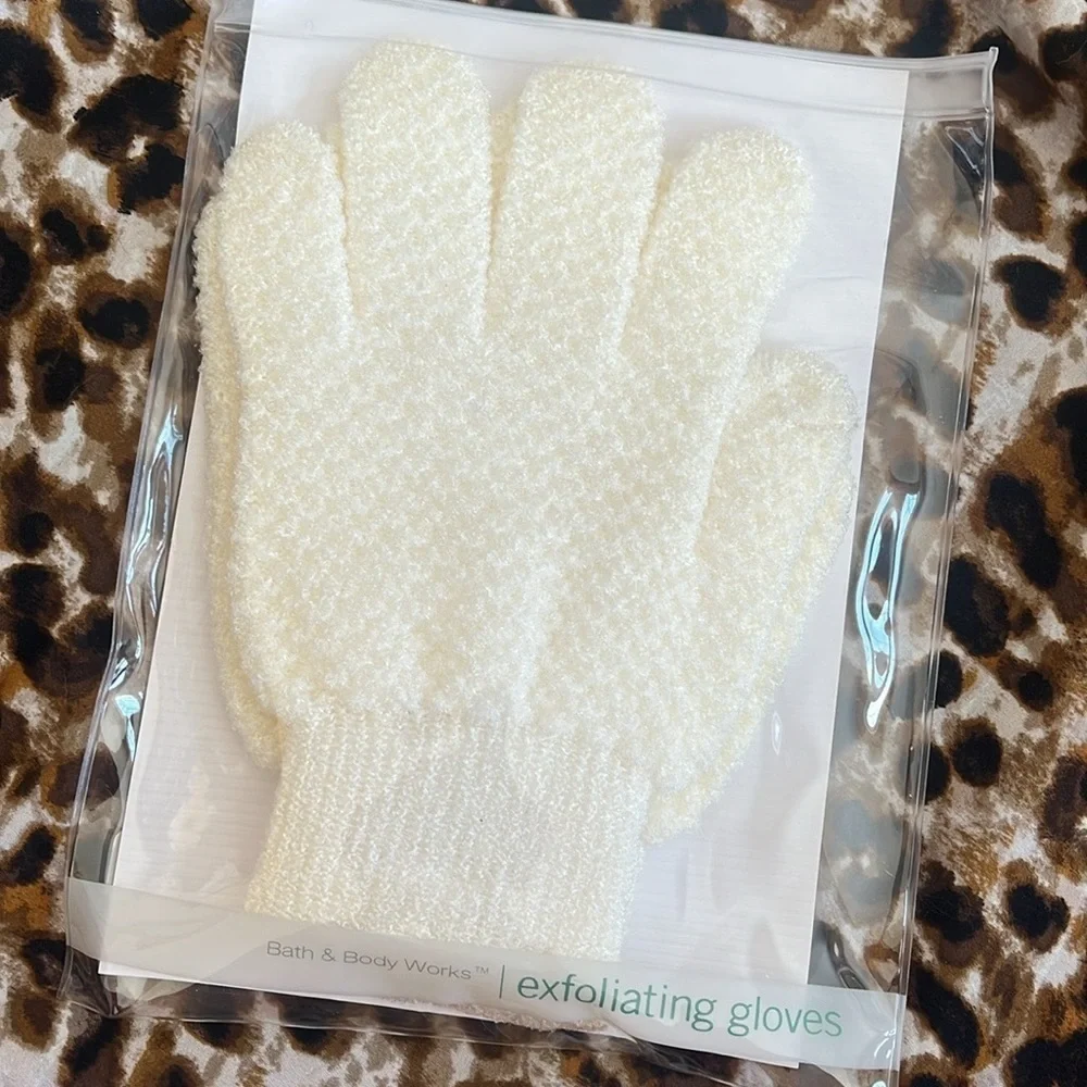 Brand New Bath & Body Works VINTAGE Exfoliating Nylon Bath Gloves Off White